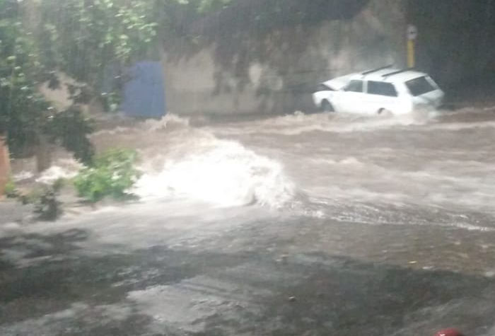 Chuva Desta Quarta Feira Causa Alagamentos E Estragos Em V Rios Pontos