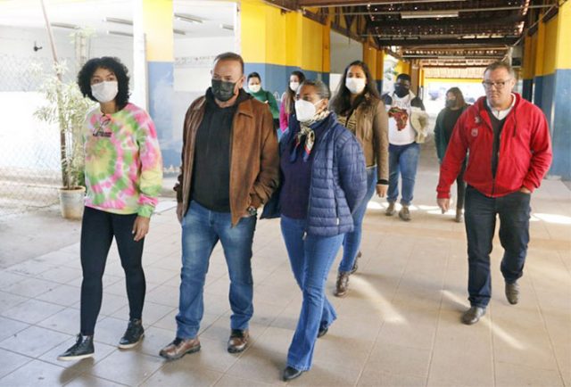 Edinho E Secret Rios Visitam Obras Escolhidas Pela Popula O No Op