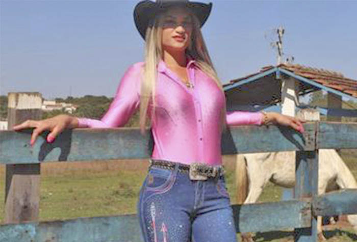 Mulher Trans Eleita Rainha Do Rodeio Em Boa Esperan A Dos