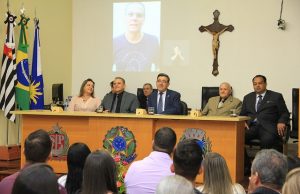 Pastor Carlos Roberto dos Santos recebe Título de Cidadão Araraquarense Pastor Carlos Roberto Int
