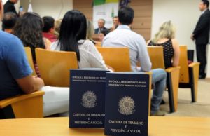 Projeto que agiliza atendimento ao trabalhador é aprovado Projeto Trabalhador Senado