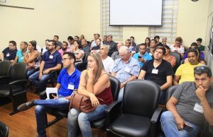 Público acompanha na Câmara aprovação do Uber em Araraquara UBER