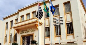 Proposta que altera regras para o funcionamento do comércio é aprovada na Câmara Camara Araraquara