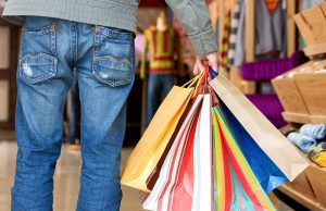 Confiança do consumidor paulista tem maior queda mensal desde 2015 Consumidor