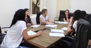 EL seleciona proposituras do Parlamento Jovem Araraquara EL Reuniao