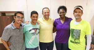 Revelação do atletismo na cidade é recebido por Edinho na Prefeitura Prefeito Atletismo