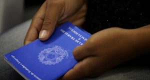 Queda postos de traba