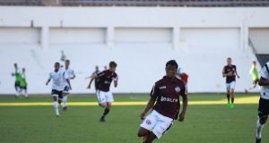 Em jogo de 9 gols, Ferroviária vence clássico no sub-20 mauricioafe