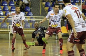 Uniara/Fundesport busca empate pela Liga Paulista de Futsal uniarafundesport