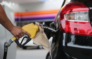 Petrobras aumenta preço da gasolina em 2,25% nas refinarias Aumento Gasolina