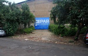Abandonado prédio do Cepar causa preocupação aos moradores do Quitandinha Cepar