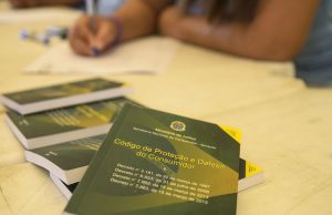 Defesa do Consumidor debate aumento dos planos de saúde Defesa Consumidor