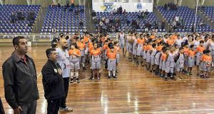 ABA realiza Festival de Basquete no Gigantão. Mais de 500 crianças participam do projeto. Festival de Basquete Interna 01