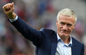 Técnico francês tem alternativas do começo ao fim Didier Deschamps