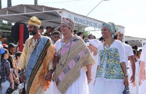 Desfile de aniversário reúne todas as cores da cidade Desfile de Aniversario 02