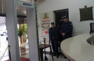 Câmara em Araraquara terá detector de metais. Detector de Metais 01