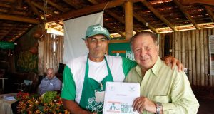 Produtores Rurais comemoram a criação do Dia do Feirante Dia do Feirante 05