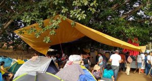 Prefeitura diz que está impedida de auxiliar as famílias acampadas em Bueno Novo Horizonte 01