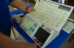 TRE em SP define ordem de transmissão da propaganda Urna 01
