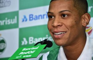 Sem ser aproveitado, Hygor é emprestado ao Juventude hygor juventude