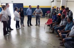 Edinho visita famílias abrigadas no Clube Estrela e reforça apoio Assentato 31