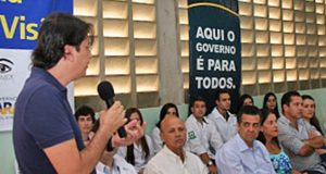 Doutor Cardillo usa tribuna popular para falar do glaucoma Cardillo 25