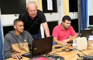 Universitários atuam na Secretaria de Obras e Serviços Públicos Estagiario 21