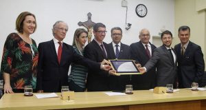 Tiago Romano recebe Diploma de Honra ao Mérito da Câmara Municipal Tiago Romano 23