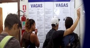 Araraquara registra alta no emprego pelo 4º mês consecutivo Carteira 33