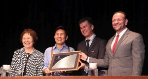 Daniel Hanai recebe Diploma de Honra ao Mérito da Câmara Municipal Daniel 02