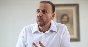 Edinho se afasta da Prefeitura por 7 dias e viaja para Portugal Edinho 428