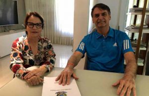 Bancada ruralista oficializa apoio a Jair Bolsonaro Frente Parlamentar 35