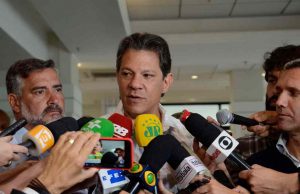 Haddad defende união e diz estar aberto ao diálogo com militares Haddad 334