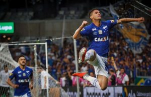 Cruzeiro sai na frente na decisão da Copa do Brasil cruzeiro corinthians