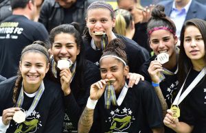 Santos empata e conquista o Paulista Feminino santos sereias campea