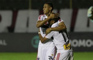 São Paulo vence e Inter empata com o Vasco pelo Brasileirão vitoria sao paulo
