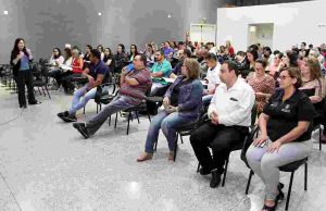 Cerest treina pessoal da saúde para acolhimento ao trabalhador rural Cerest 33