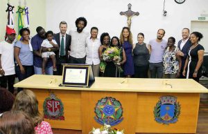 Merendeira de CER do São José recebe o Prêmio Zumbi dos Palmares Merendeira 37