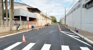 Rua 5 e meio, no São Geraldo, tem trecho de asfalto recuperado Rua 5 e meio 42