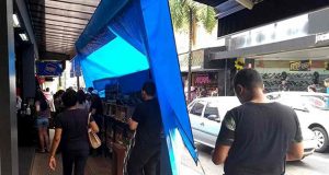 Cidade vive o drama da desgovernança com situações assim Rua 9 de Julho