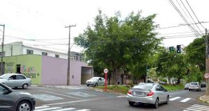 Para prevenir acidentes, Rua 16 recebe novo semáforo Semaforo Santana 42