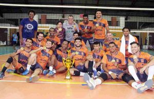 Vôlei adulto da Fundesport disputa o 3º lugar na APV Voleibol 49