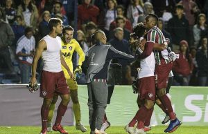 Flu e Atlético-PR vencem e avançam pela Sul-Americana nacional fluminense