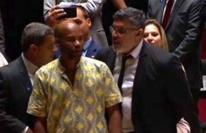 Diplomação de eleitos em São Paulo tem confusão Alexandre Frota 58