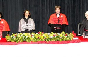 ‘Dulce Whitaker recebe o título de Professora Emérita em Araraquara Dulce 51