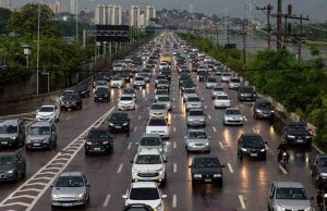 2,8 milhões de veículos devem deixar São Paulo no Ano Novo Feriado prolongado 64