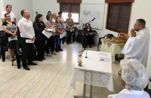 Maternidade Gota de Leite realiza missa de final de ano Gota Missa 57