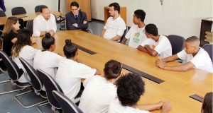 Integrantes do ‘Jovem Cidadão’ visitam Edinho e agradecem oportunidade Jovem Cidadao 54