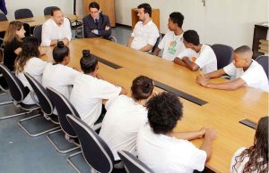 Integrantes do ‘Jovem Cidadão’ visitam Edinho e agradecem oportunidade Jovem Cidadao 54