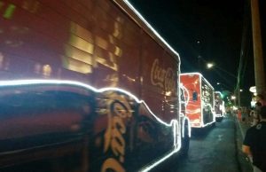Neste domingo a Caravana de Natal da Coca-Cola volta às ruas de Araraquara Papai Noel 53